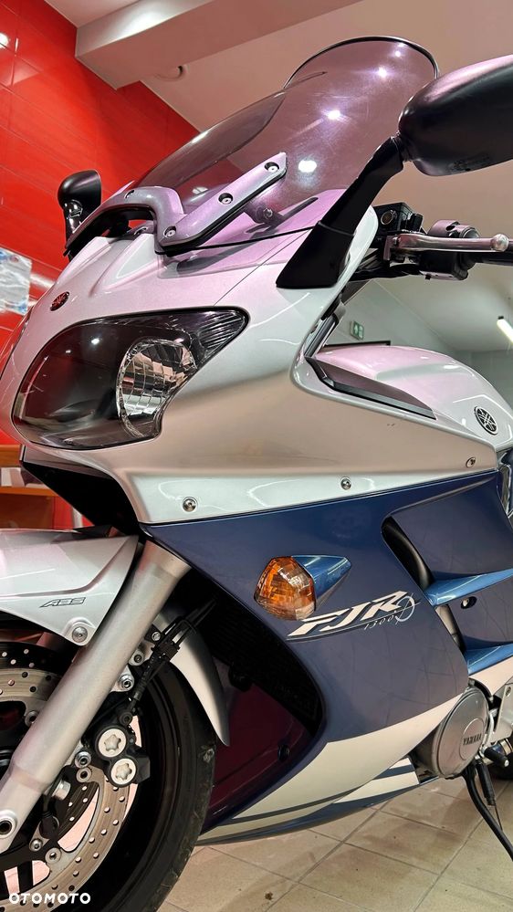 Yamaha FJR - 24