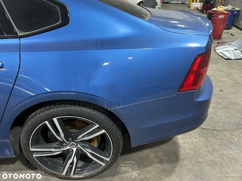 Volvo S90 T6 AWD R-Design - 11