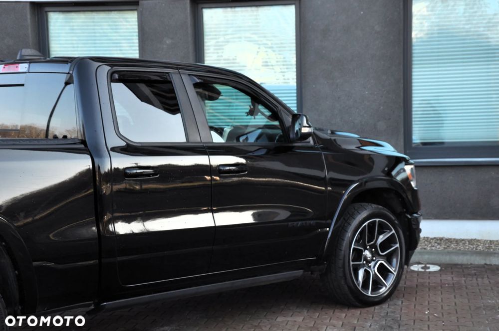 RAM 1500 5.7 Crew Cab Longbed Laramie Chrome - 8