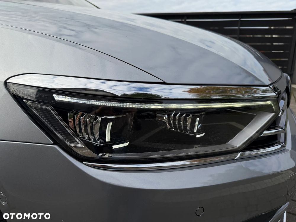 Volkswagen Passat 2.0 TSI Elegance DSG - 4
