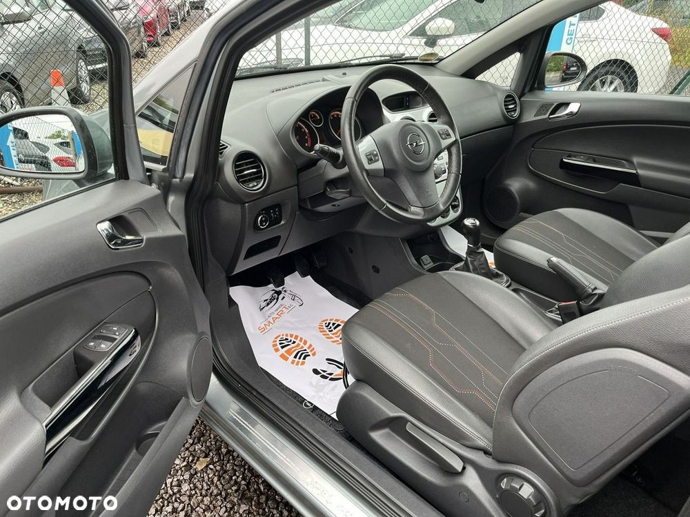 Opel Corsa 1.2 16V Edition 150 - 8