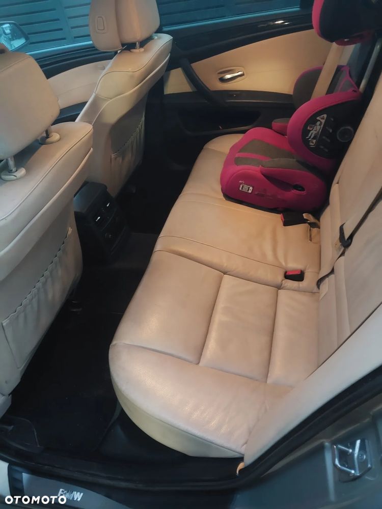 BMW Seria 5 520d - 13