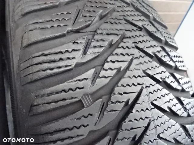 195/60/R16C 99/97T GOODYEAR ULTRA GRIP 8 - 4