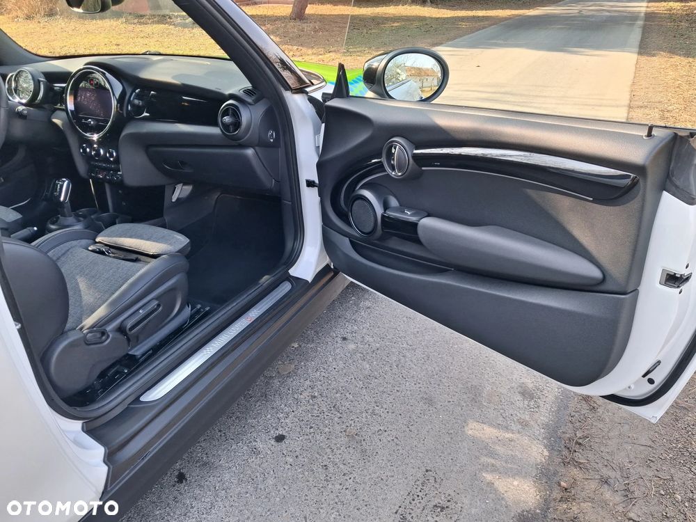 MINI Cooper S Classic Trim - 12