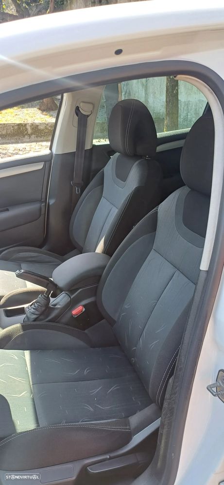 Citroën C4 - 10