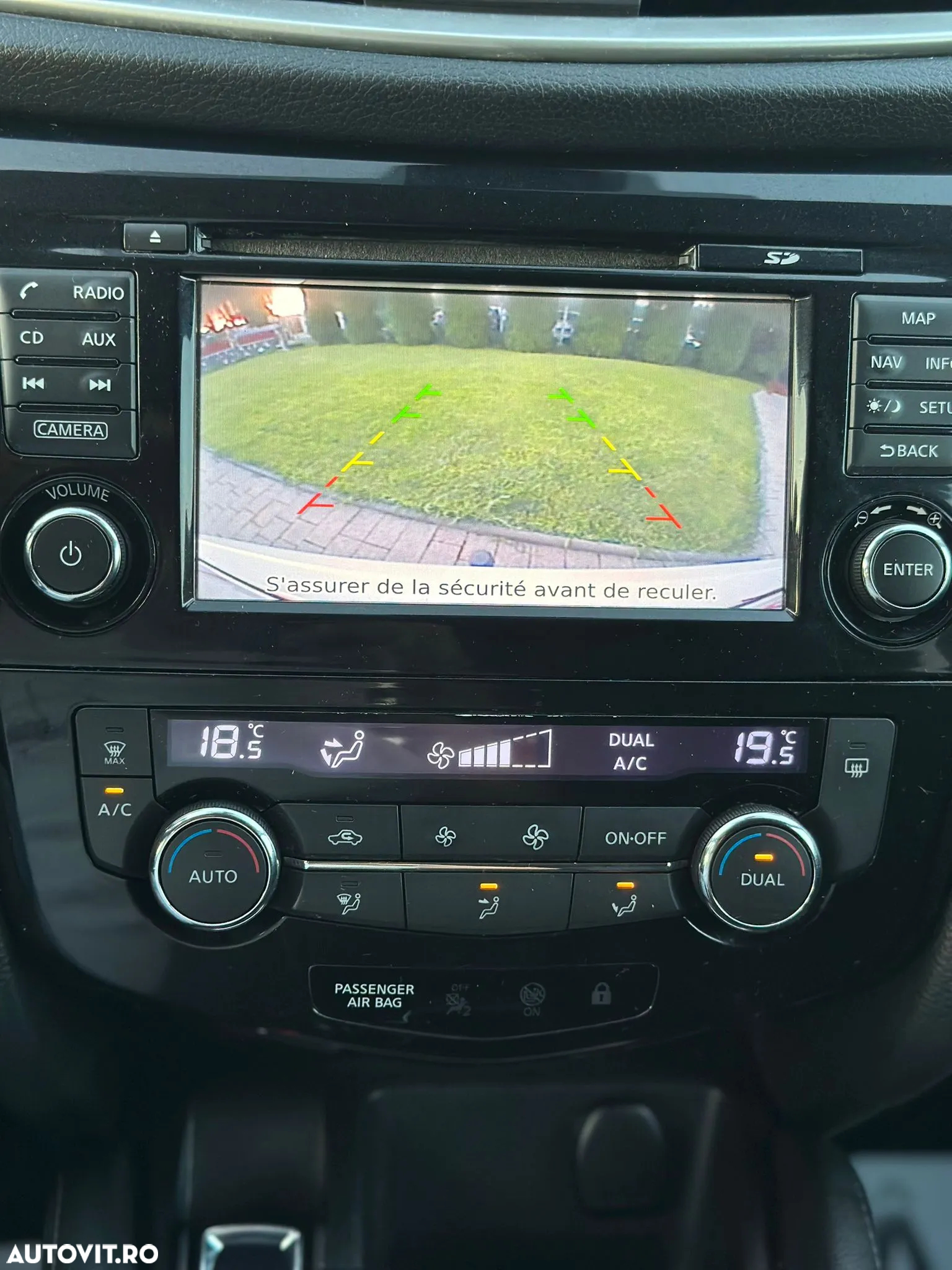 Nissan Qashqai 1.5 DCI Start/Stop N-Connecta - 13
