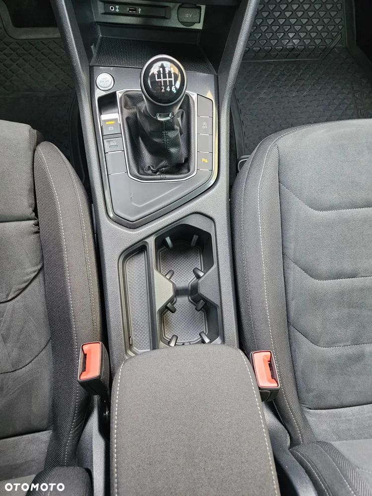 Volkswagen Tiguan - 15