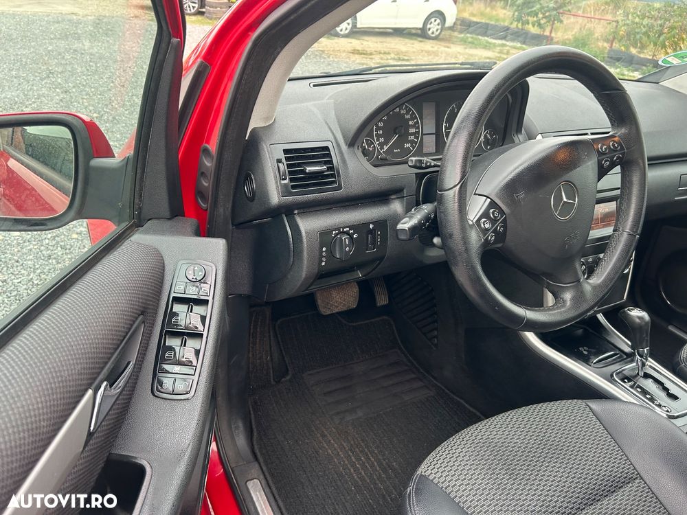 Mercedes-Benz A 180 - 22