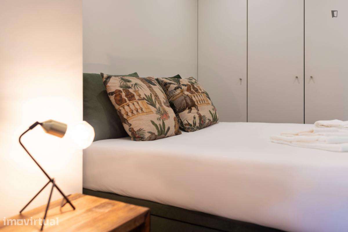 Apartamento com 1 quartos - localizado em Miragaia Porto - Grande imagem: 5/30