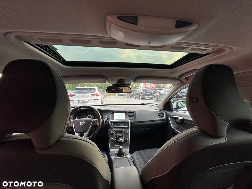 Volvo S60 D2 - 22