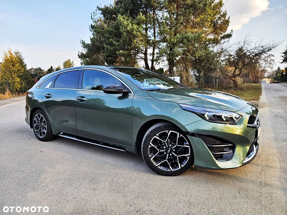 Kia ProCeed - 10