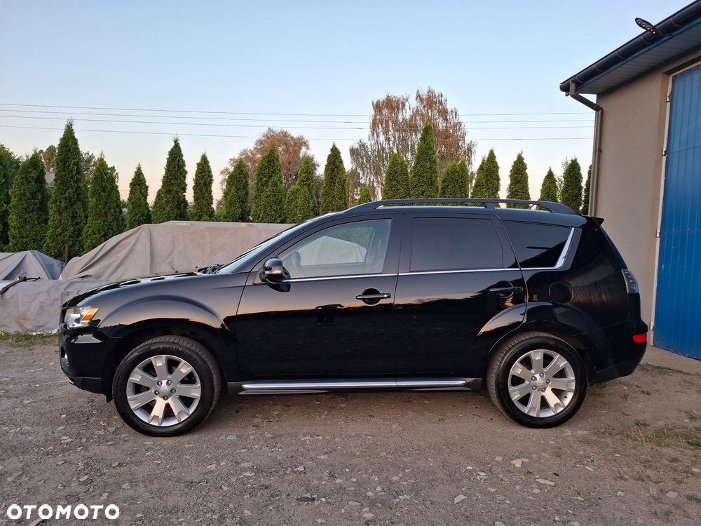 Mitsubishi Outlander - 6