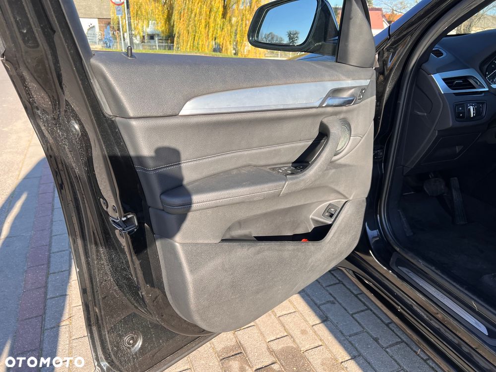 BMW X1 xDrive20d Sport Line - 22