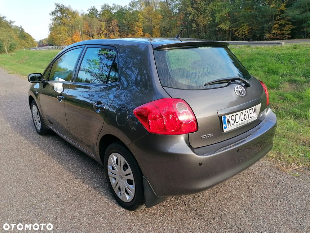 Toyota Auris - 3