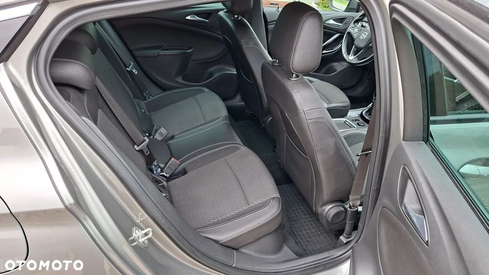 Opel Astra 1.4 Turbo Business - 27