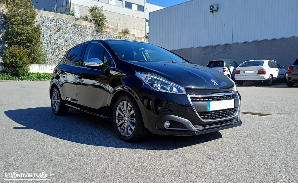 Peugeot 208 1.6 BlueHDi Style - 2