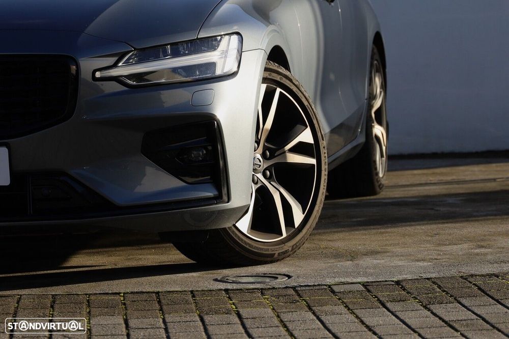 Volvo V60 2.0 B4 R-Design Geartronic - 6