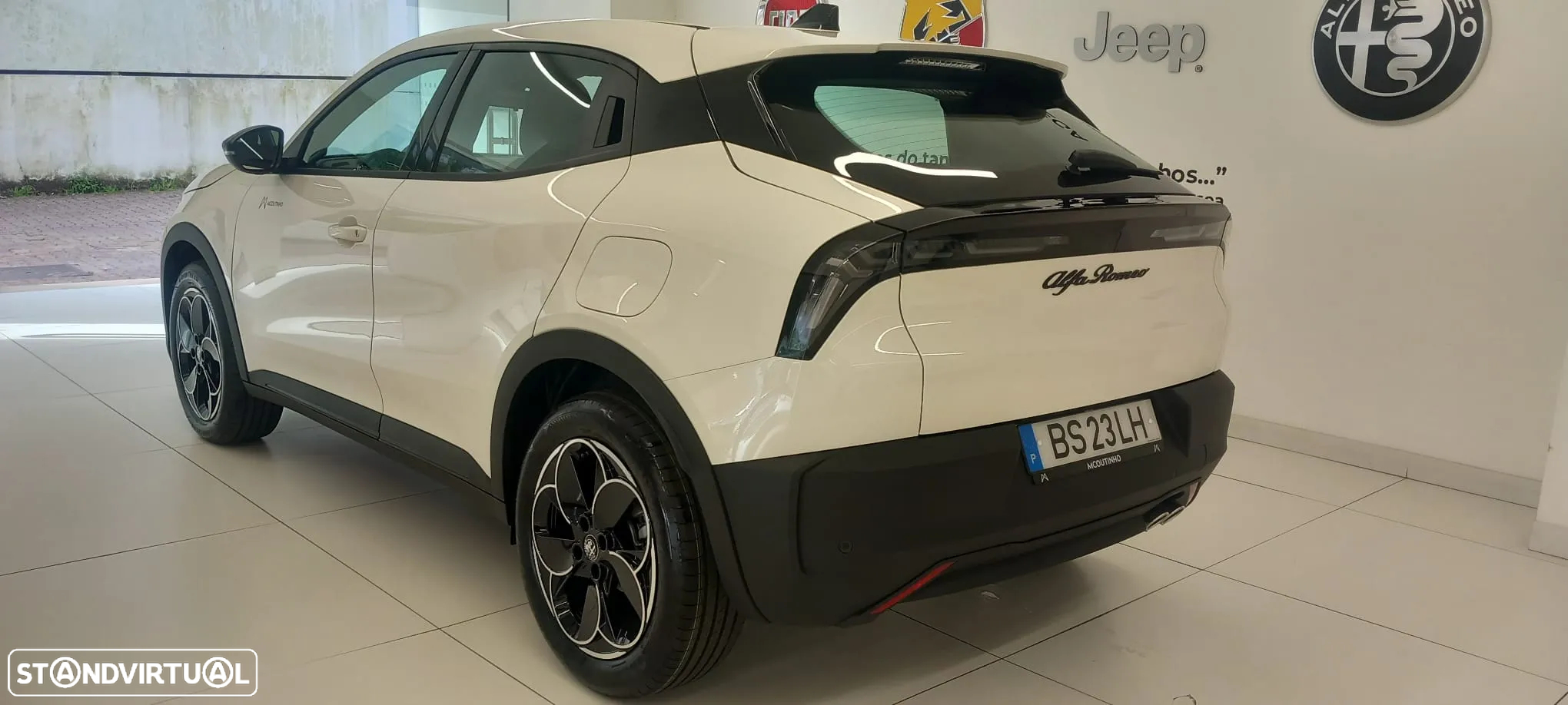 Alfa Romeo Junior 1.2 eDCT6 - 7