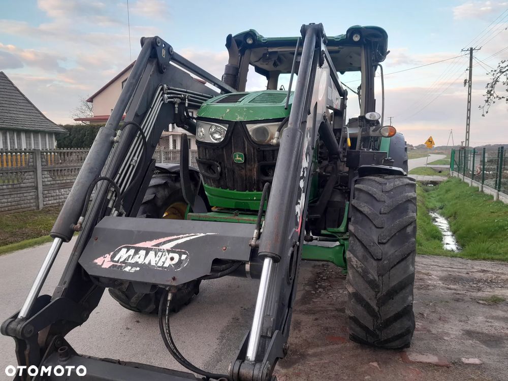 John Deere 6105R - 7