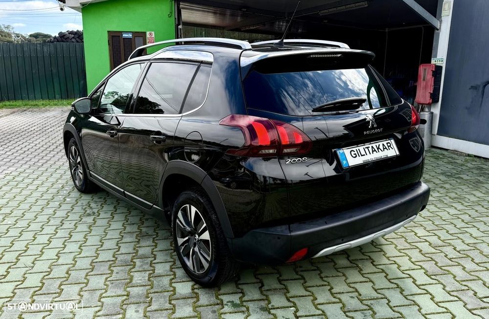 Peugeot 2008 1.2 PureTech Allure EAT6 - 7