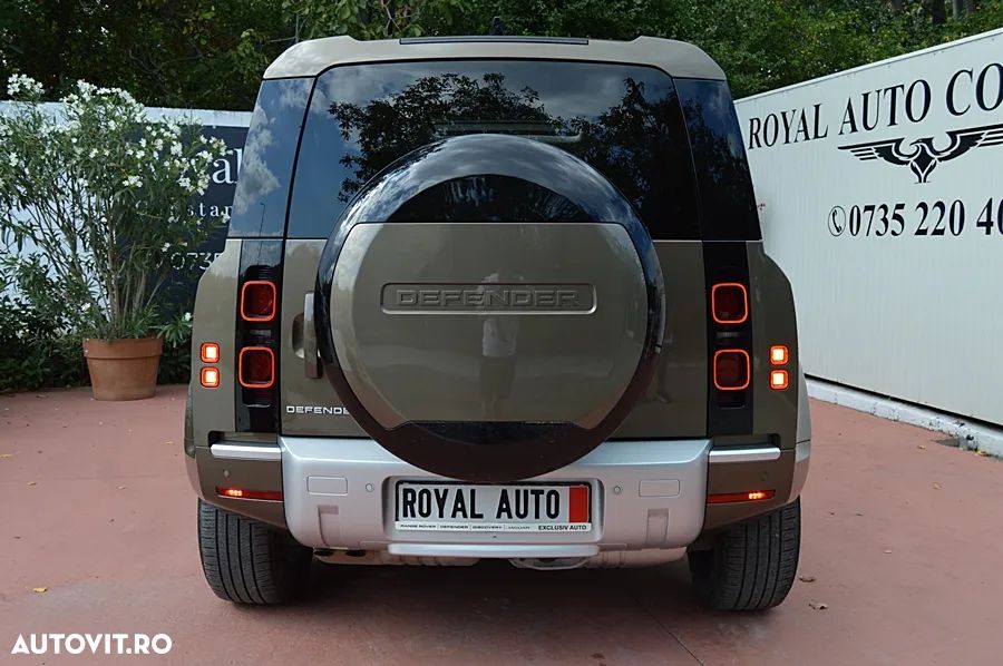 Land Rover Defender - 10