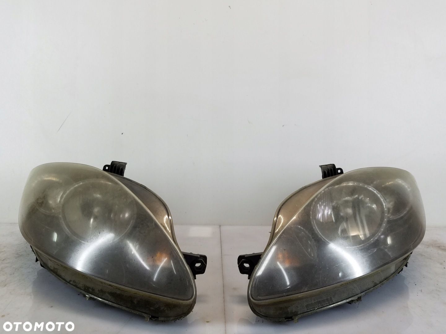 LAMPA PRZÓD SEAT LEON II LIFT - 1