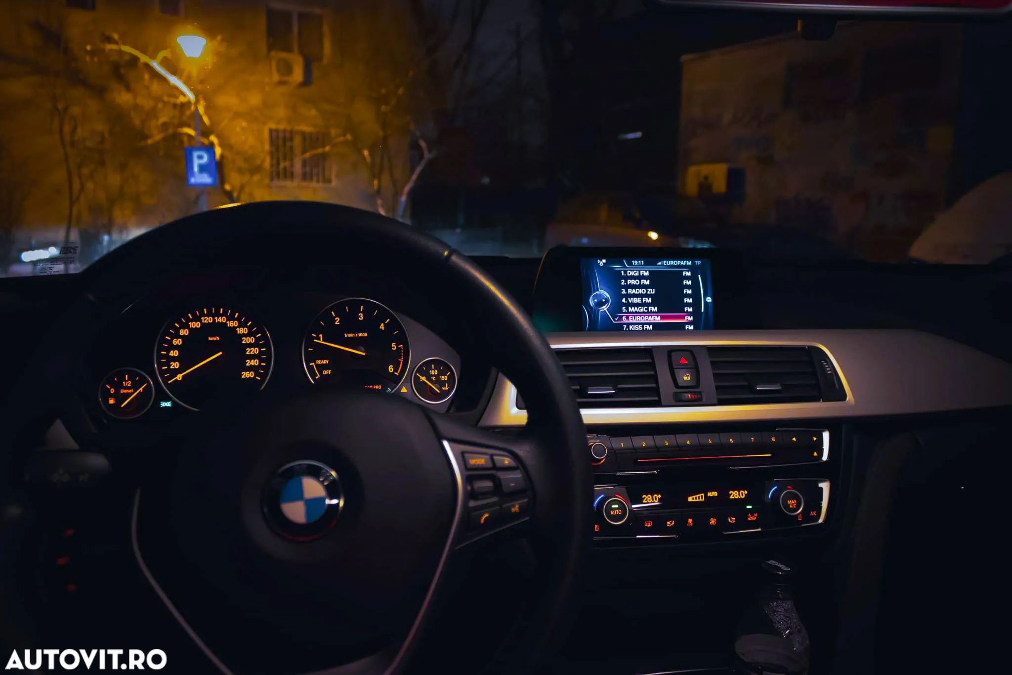 BMW Seria 3 320d EfficientDynamics Edition - 6