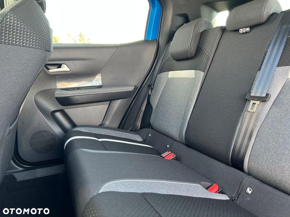Opel Frontera 1.2 T mHEV GS eDTC6 - 17