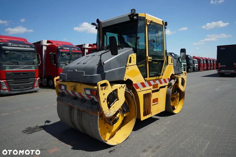 Hamm DV 90 H192 WALEC WIBRACYJNO-OSCYLACYJNY TYPU TANDEM - 10