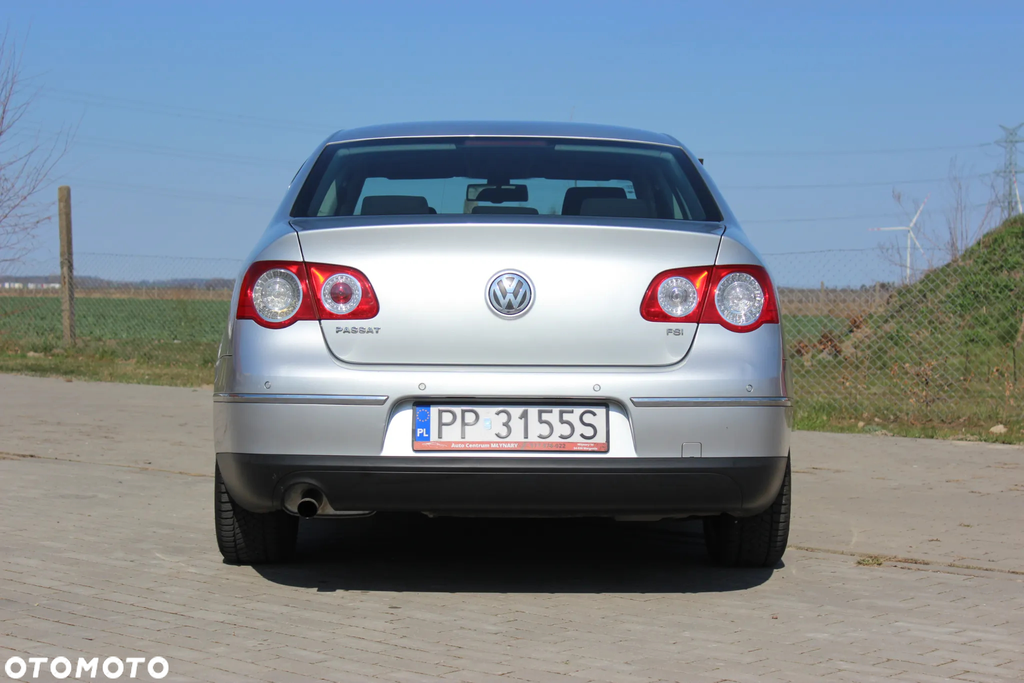 Volkswagen Passat 1.6 FSI Highline - 5