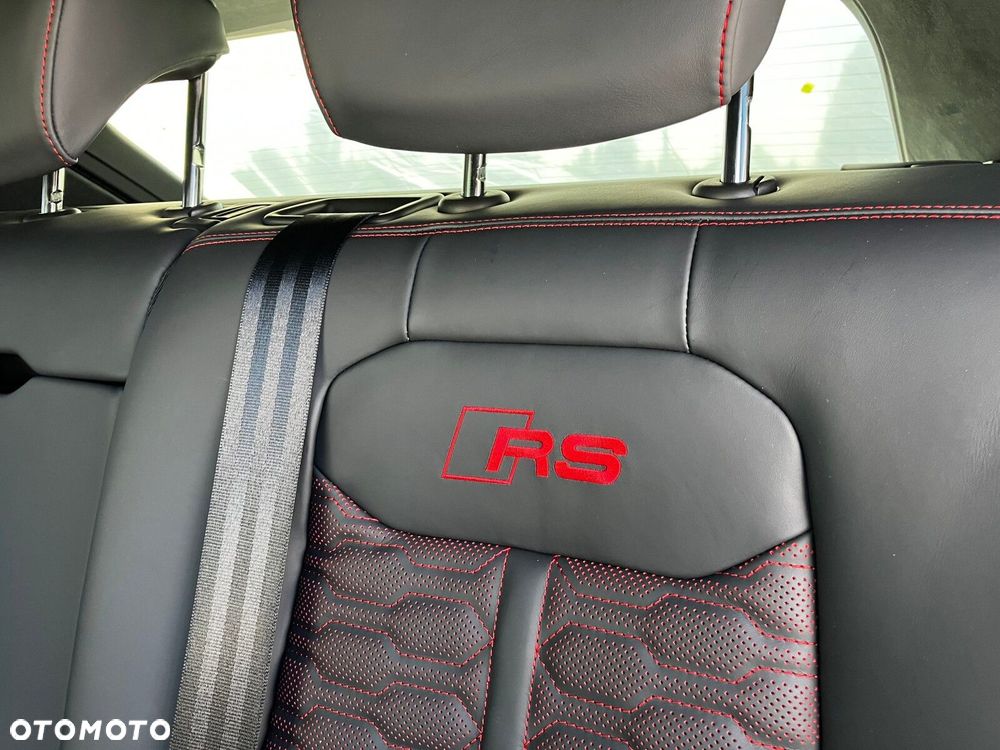 Audi RS Q8 - 25