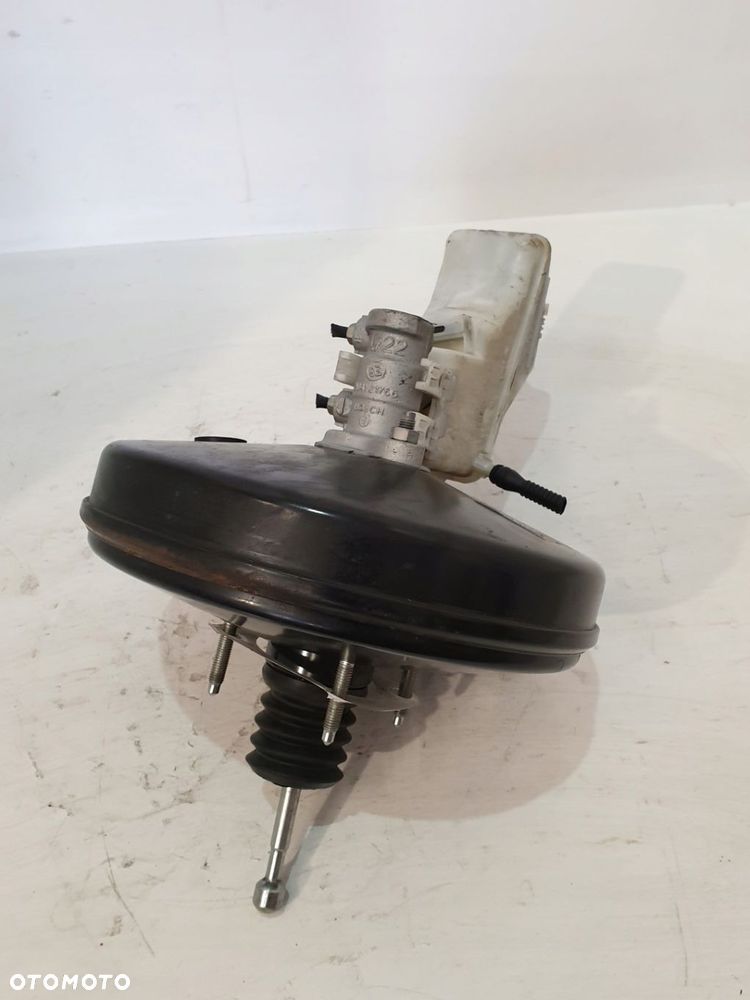 SERWO HAMULCOWE 39078521 OPEL CORSA E 18R 1.2B - 1