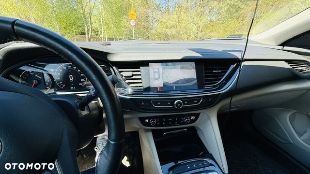 Opel Insignia - 9