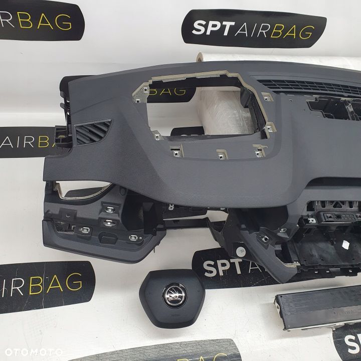 SKODA OCTAVIA IV 4 DESKA ROZDZIELCZA KONSOLA KOKPIT PULPIT PODUSZKI AIRBAG AIR BAG PASY KIT SET - 2