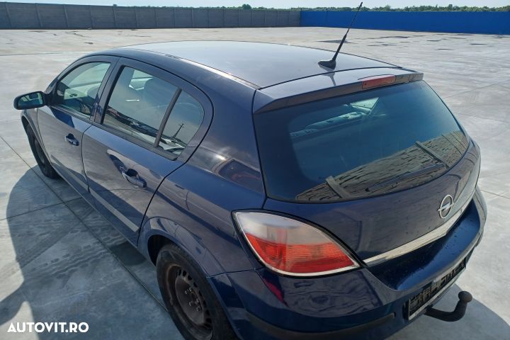 Usa / Portiera spate stanga Opel Astra H  [din 2004 pana  2007] Hatch - 5