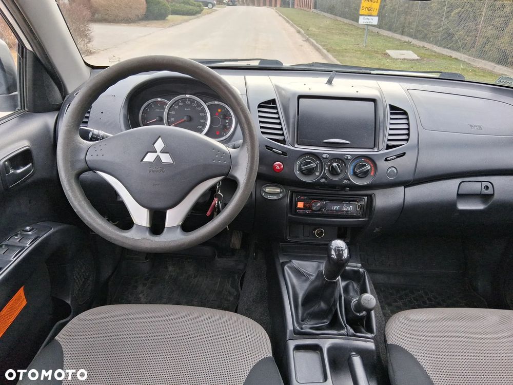 Mitsubishi L200 2.5 DID DC Intense - 8