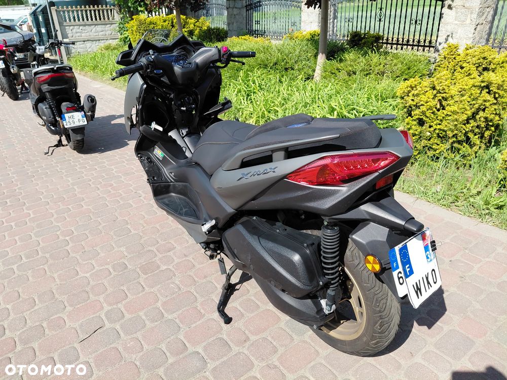 Yamaha X-max - 4