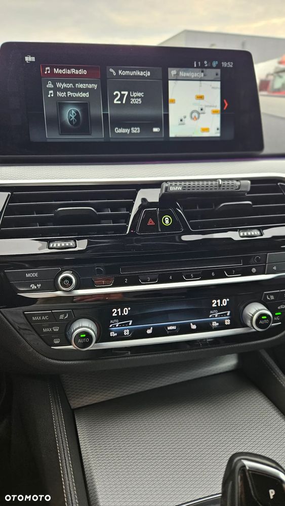 BMW Seria 5 540d xDrive M Sport sport - 23
