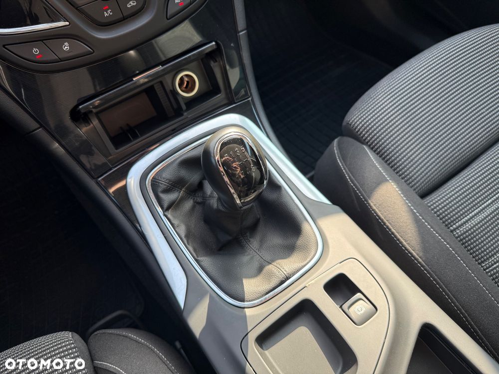 Opel Insignia 1.6 CDTI Innovation S&S - 27