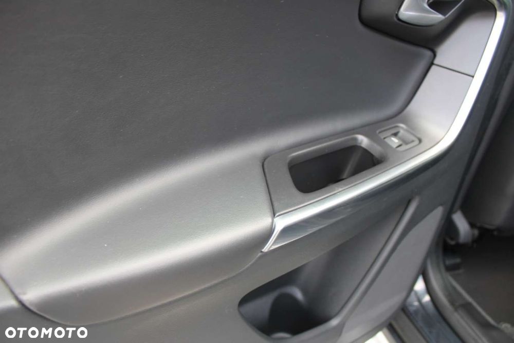 Volvo XC 60 - 29