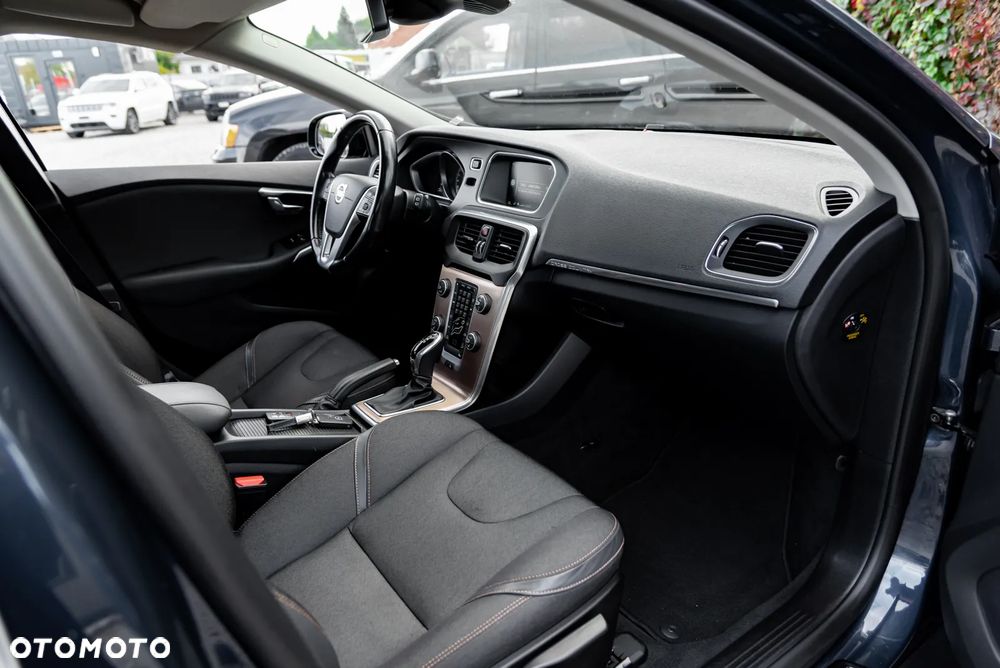 Volvo V40 Cross Country T4 AWD Geartronic Momentum - 22