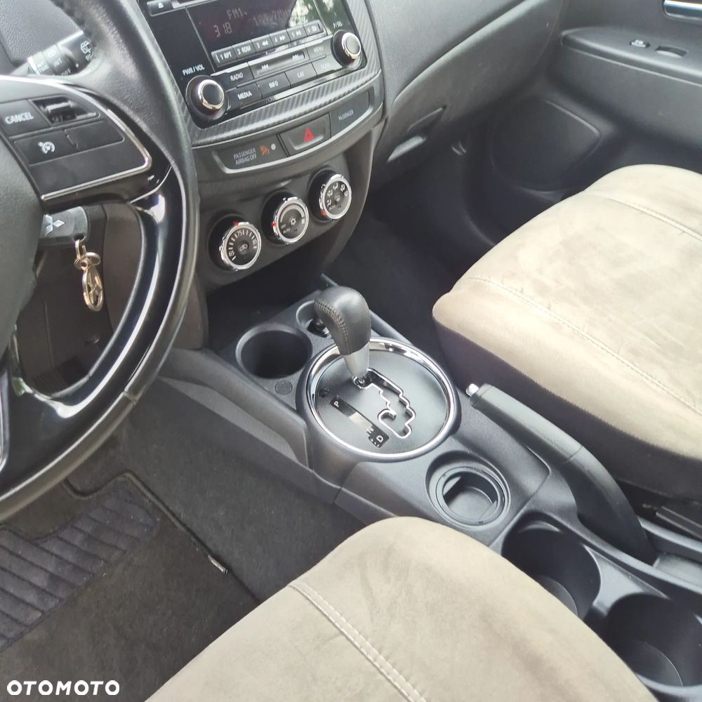 Mitsubishi ASX - 21