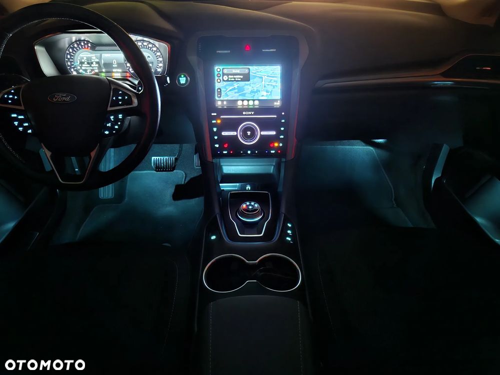 Ford Mondeo 2.0 EcoBlue Titanium - 29