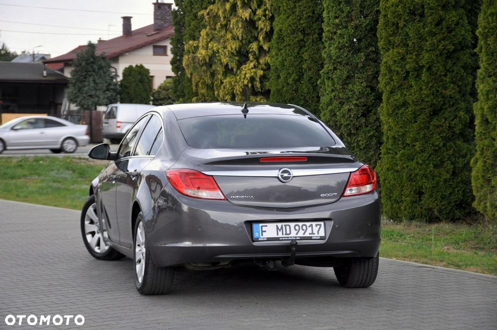 Opel Insignia - 15