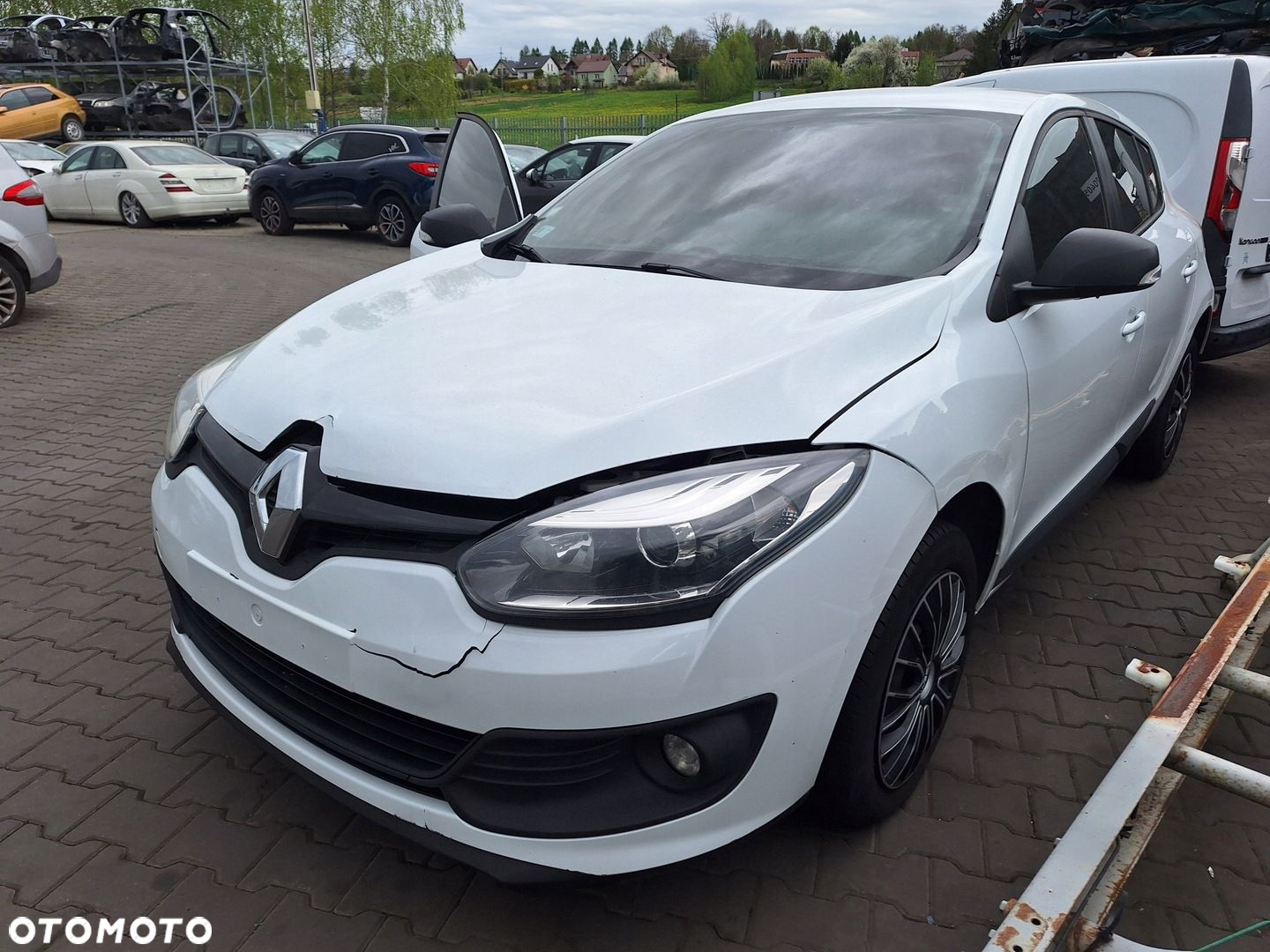 RENAULT MEGANE 3 III LIFT 13-15 BIAŁY ZDERZAK PRZÓD ATRAPA OV369 - 2