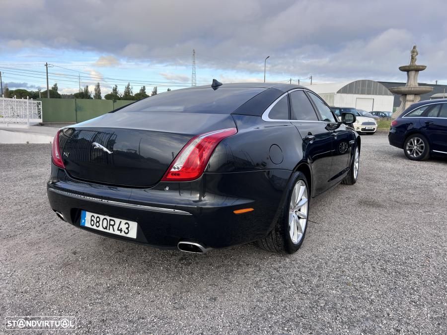 Jaguar XJ 3.0 D V6 Premium Luxury - 17