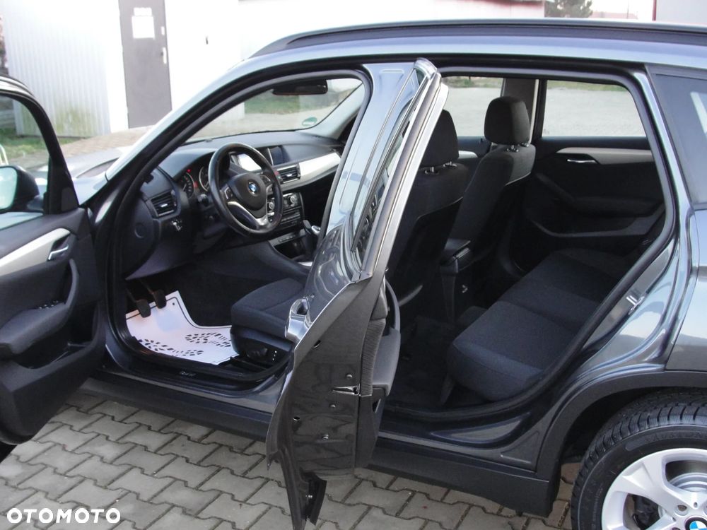 BMW X1 xDrive20d xLine - 5