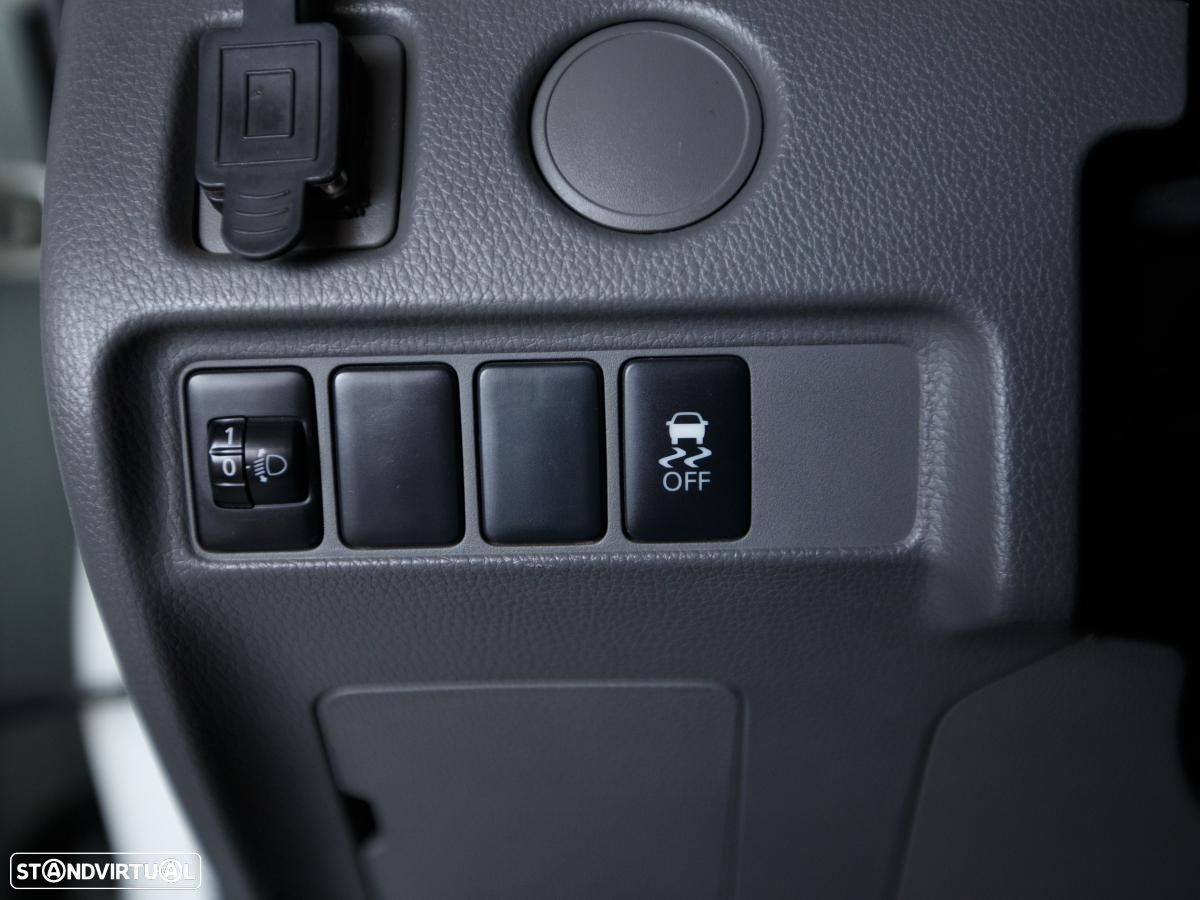 Mitsubishi L200 - 9