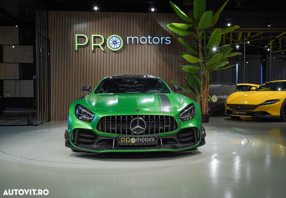 Mercedes-Benz AMG GT R - 2