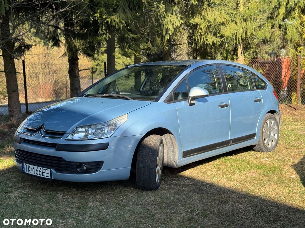 Citroën C4 1.6 16V Magic - 2